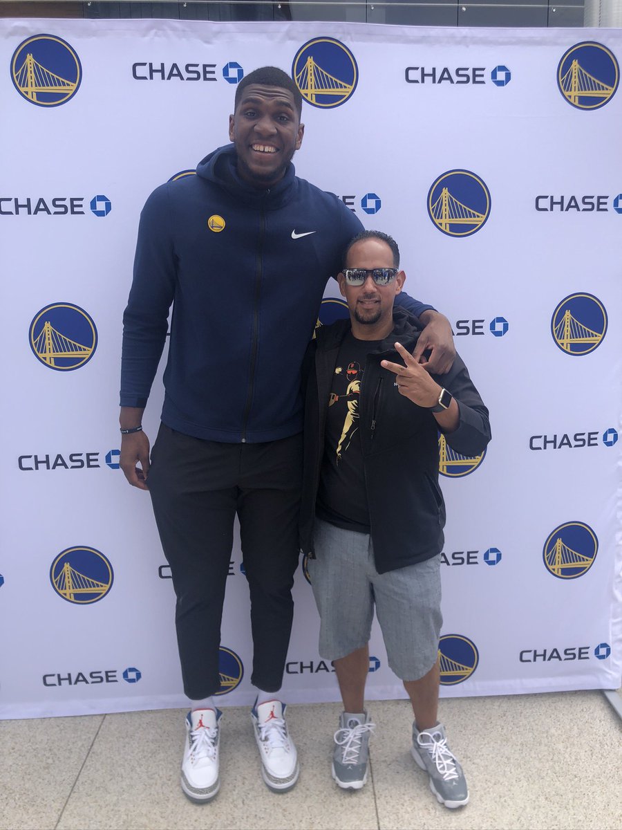 FranchiseG's tweet photo. ✌🏾 https://t.co/XRudgjWPBz