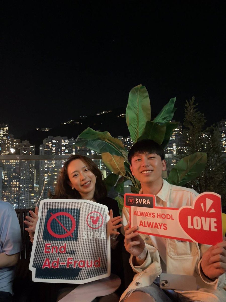 verasity_tech's tweet photo. And a huge thanks to Crypto_Sharon and seerlabs_crypto for organising #Verasity's presence at the event. 👏 

SeerLabs assist Verasity with our East Asian localisation and expansion strategy, hosting AMAs, events, and marketing initiatives.🚀

#VRAGoesGlobal $VRA https://t.co/g2PMvl7SXL
