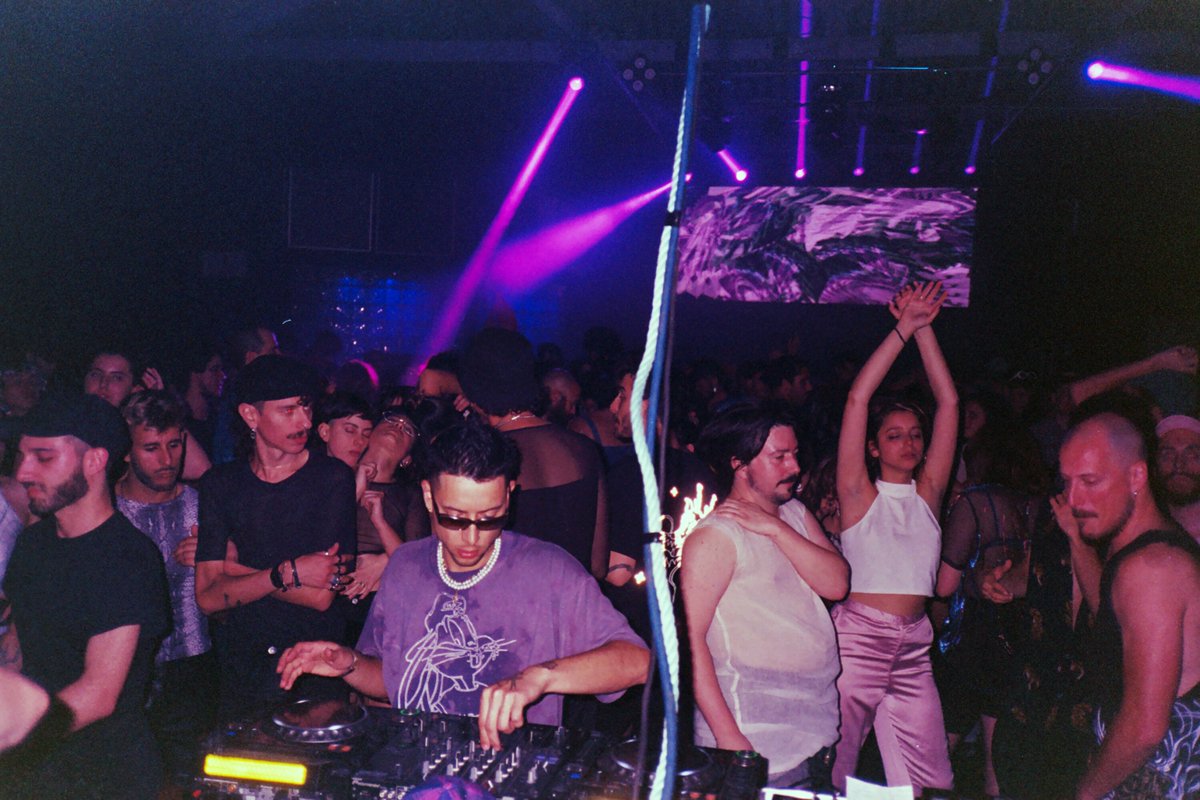 PREMIER "RIDDIMS (RMXS)"

swinedaily.com/pobvio-lukro-r…

<a href="/DjPobvio/">Pobvio</a> x <a href="/SWINEDAILY/">Swine Daily</a> x #caballitonetlabel