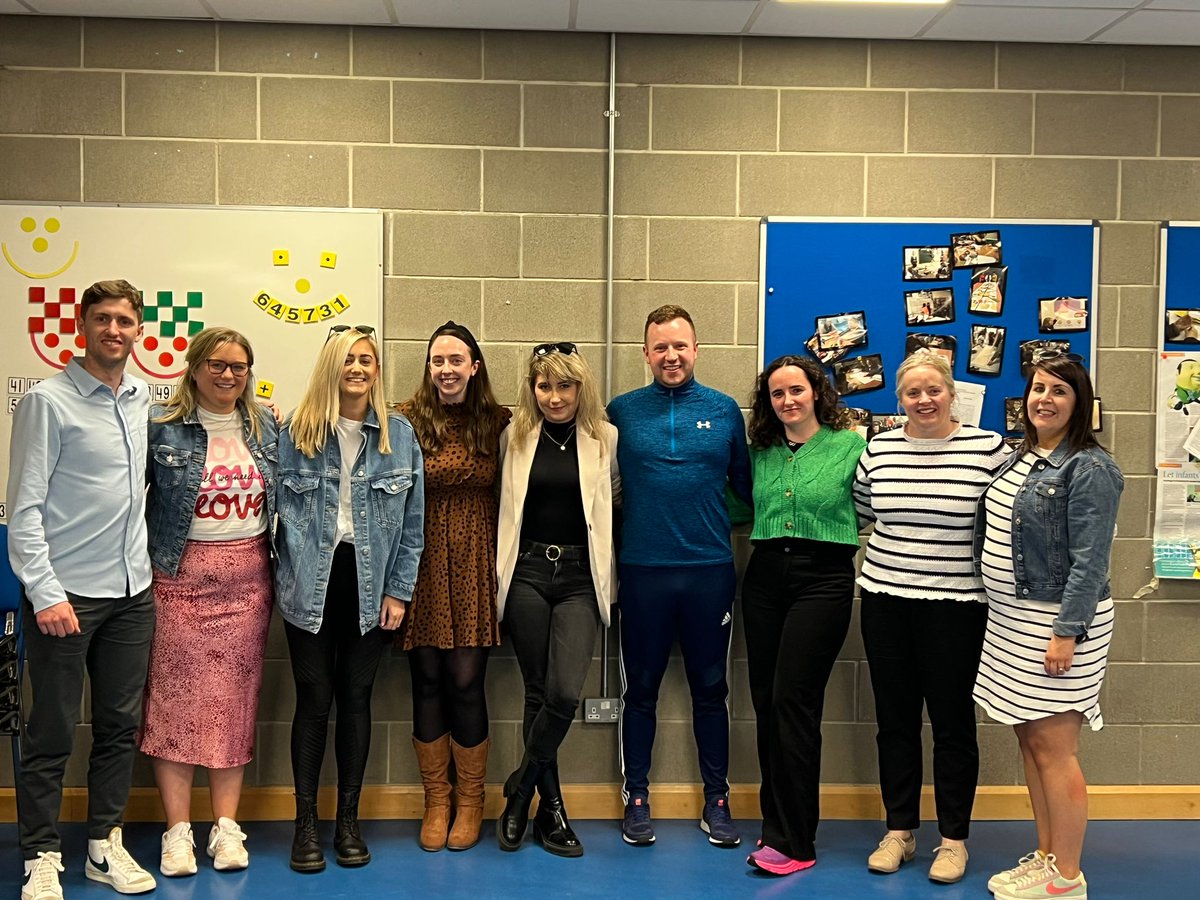 MaireadHourigan's tweet photo. A fabulous 'Sharing Evening' where MA in STEM students showcased their #STEM communication videos and podcasts to @STEM_MIC staff. The perfect way to mark their last session on-campus. Roll on graduation! @aisling_leavy @michelle_fitzp @claire_carroll7 @MaeveODwyer1  @niamhw83 https://t.co/Q2na3OhrtH
