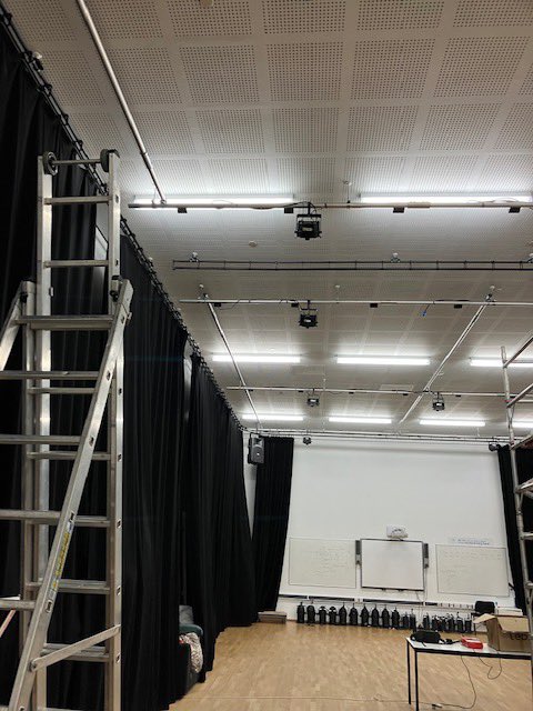 InfoUpstage's tweet photo. Latest school installation, heights not a problem 😁 https://t.co/sThrRKVq1m