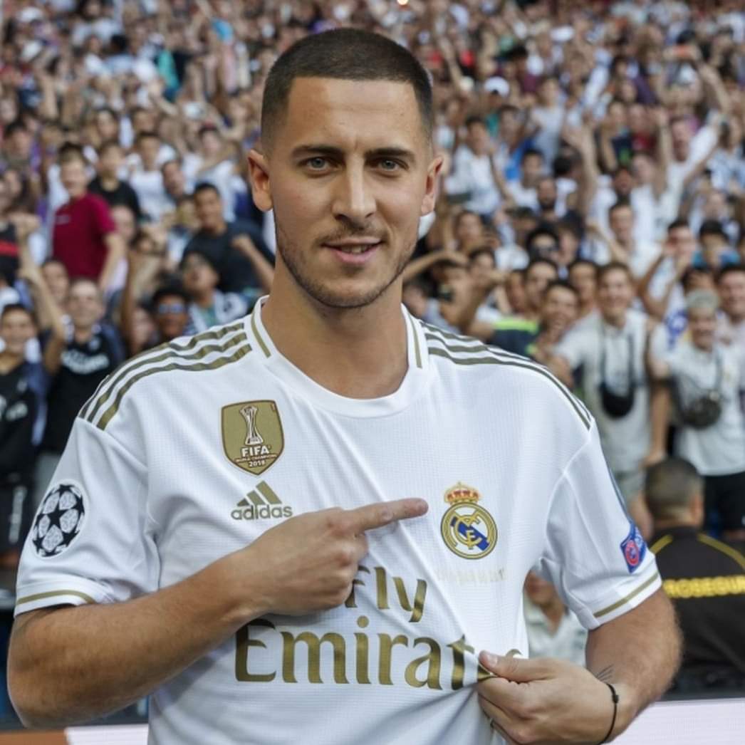 (fan) REAL MADRID FANS 🤍 tweet media