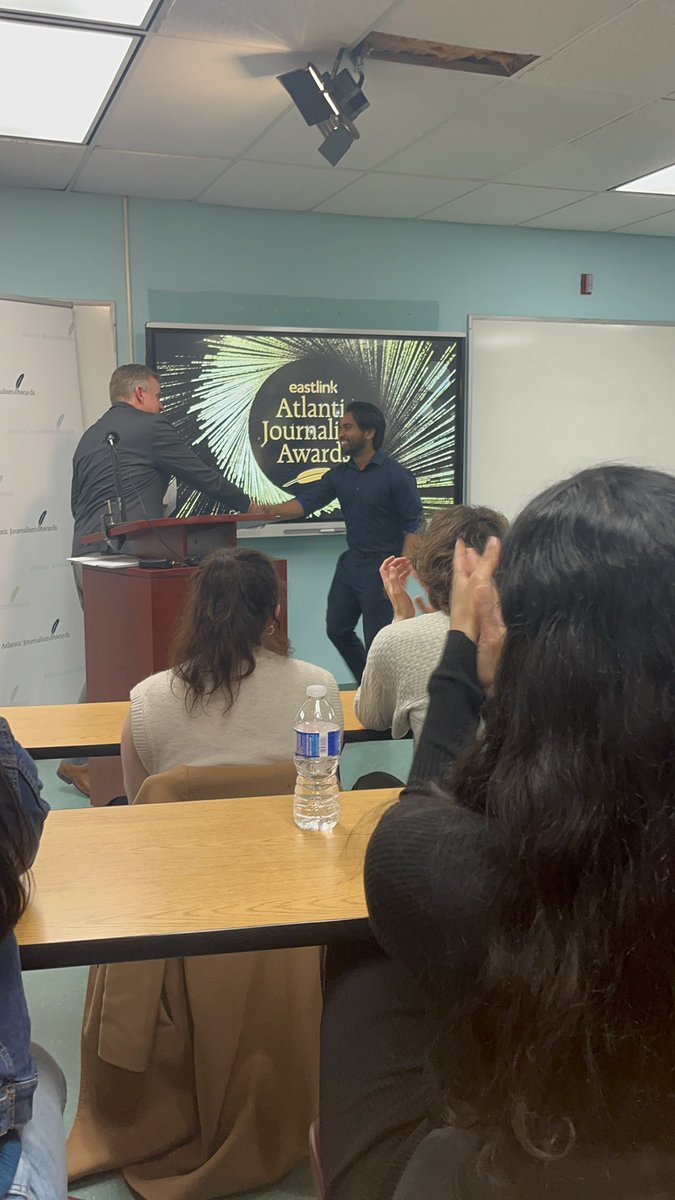 And a huge congratulations to my friend and former classmate @SIR_Rhivu on his student award. Such a talented journalist who will do great things in the industry!! 👏