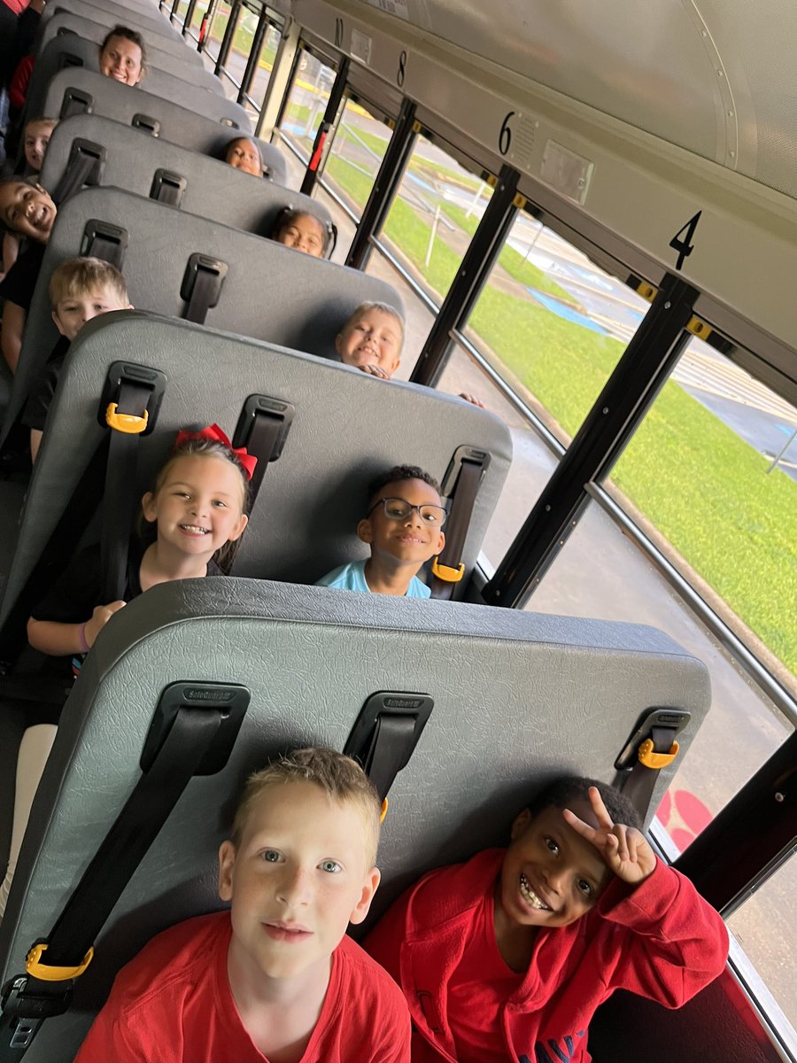 We are soooo excited that it’s finally our field trip day!!! I wish you could’ve heard the squeals as our <a href="/HumbleISD_Buses/">Humble ISD Transportation</a> started driving! 🚌