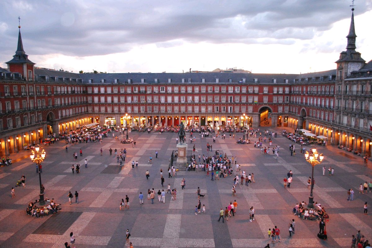 ViladomatGroup's tweet photo. Opportunity in Madrid! 4* Off Market Hotel &amp; Conference center for sale. For more information on this golden opportunity please contact me at roger@viladomatgroup.com or at +34 634 996 396  https://t.co/0XWpf2DeGD
#opportunity #hotel #offmarket https://t.co/F8uNvCAQAX