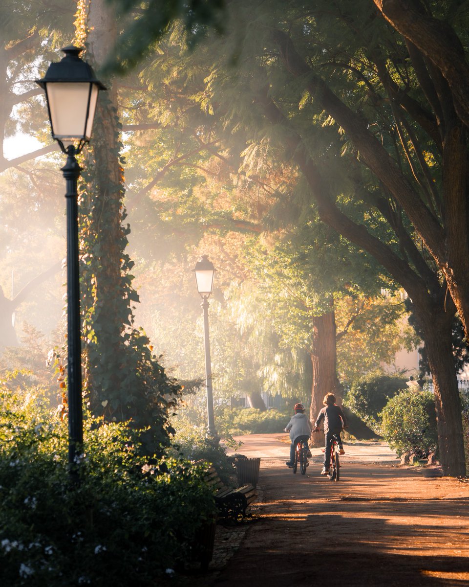 Good evening!
#streetphotography #streetphoto #lisbon