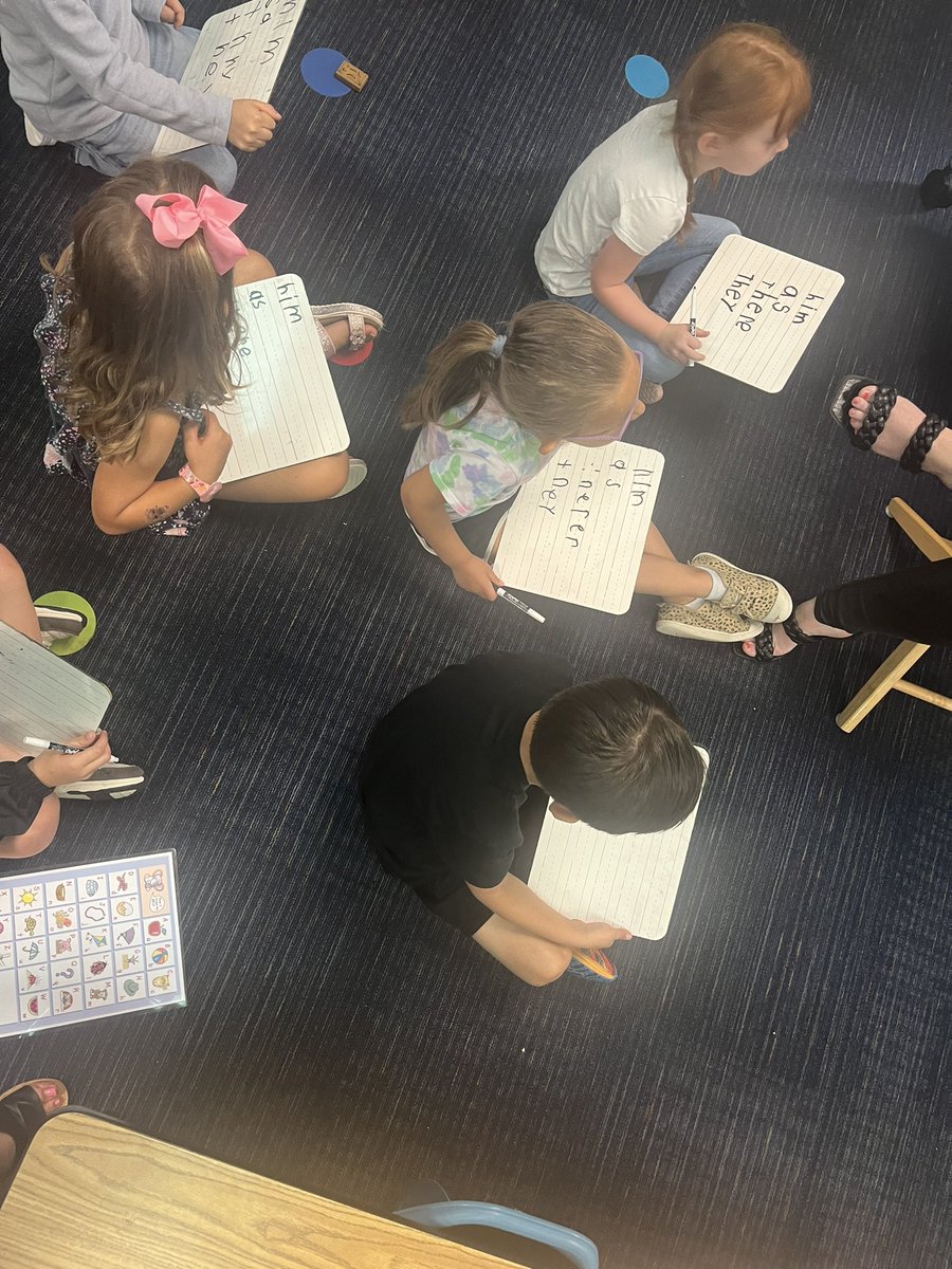 LeslieCottrell3's tweet photo. @BayEaglesSoar Encoding in kindergarten ❤️🦅 #CCISDICs https://t.co/E1SJeSo57Z