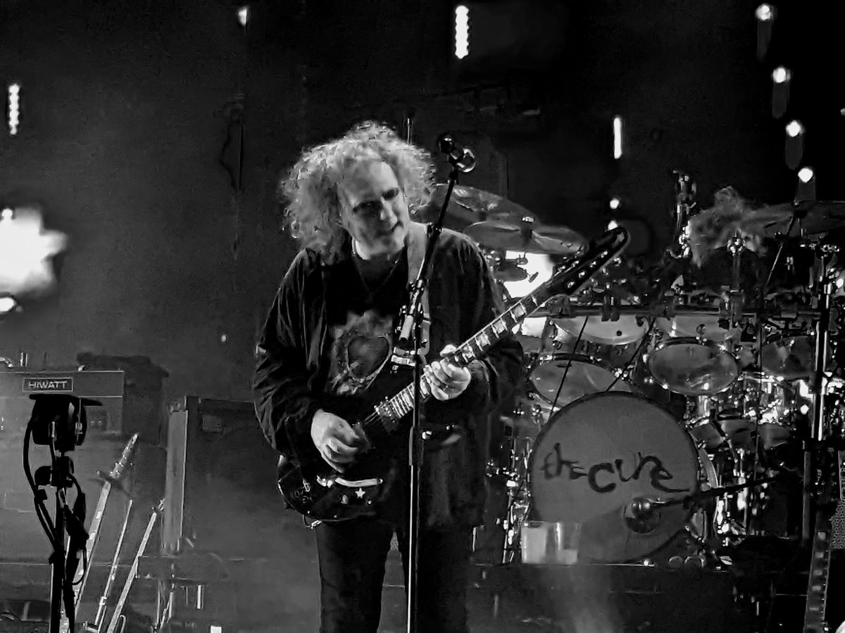 Happy birthday to the one and only <a href="/RobertSmith/">ROBERT SMITH</a> of <a href="/thecure/">The Cure</a>! Your music has brought sheer artistry to the lives of many,from the haunting 'One Hundred Years' to the heart-wrenchingly powerful 'Endsong'. Thank you for sharing your incredible talent! 🖤🎂🎶 #RobertSmith #TheCure
