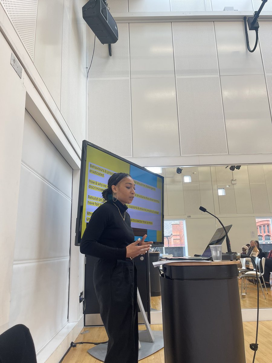 lararatnaraja's tweet photo. The beautiful potential of inclusive and diverse cultural spaces @onlyteesh for #LetsTalk @newartexchange https://t.co/1ooOip8tqS