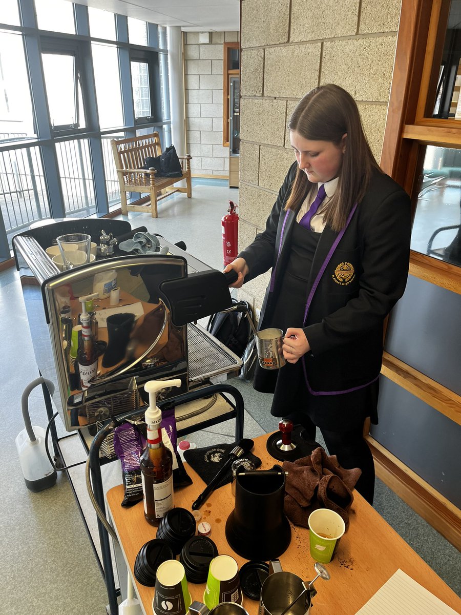 FridaySahs's tweet photo. Serving up coffee today 😁☕️@StAidansHigh @tapside https://t.co/XEC6UQdD22