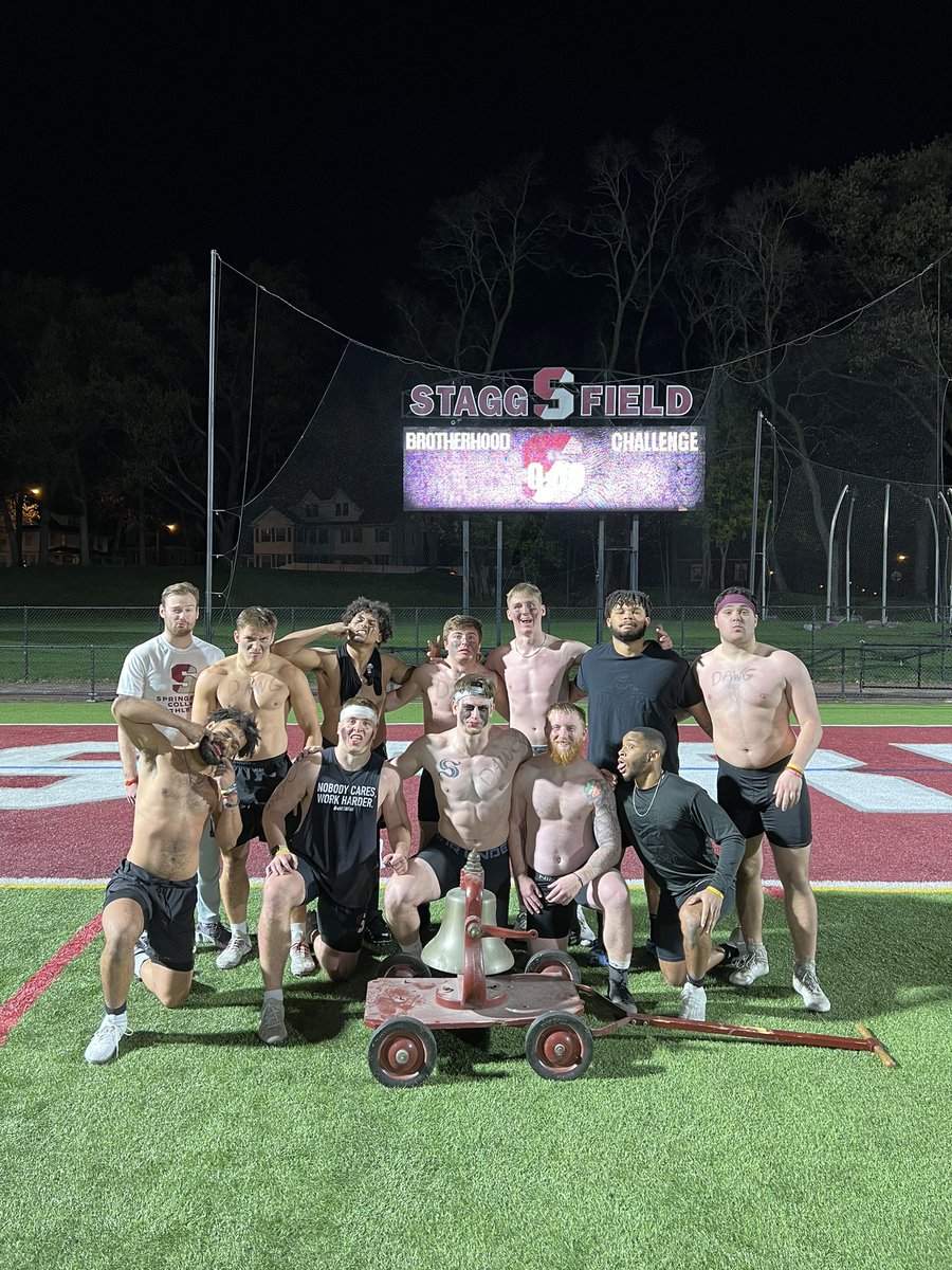 Special night on Stagg as we end our Spring workouts with one of this program’s best traditions in The Brotherhood Challenge!!

Thank you to all who showed up to support our guys as they pushed their limits and BUILT THE BROTHERHOOD‼️🔻