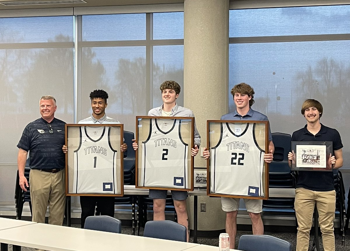 Had a great senior night celebration for our 4 seniors. David, Matt, Ryan, and Russ-I cannot say thank you enough. Love you all and pray for great things ahead. You always have a home at LSW.