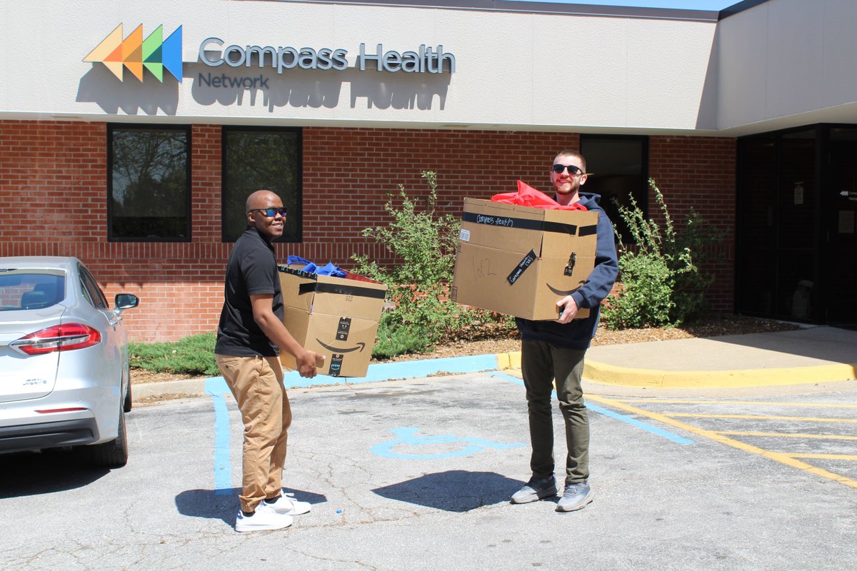EquipmentShare's tweet photo. This week, EquipmentShare employees spent their time volunteering with organizations across the state of Missouri as a part of our Giving Back Week 2023.

Our community has always supported us, and we're very thankful to have the opportunities to help give back in any way we can! https://t.co/jjH9FSpJUw