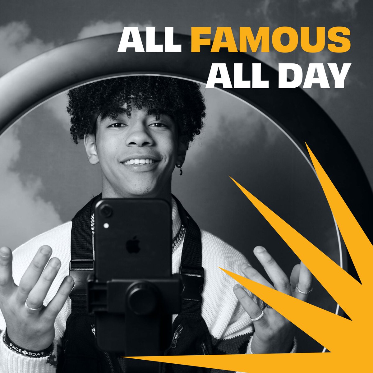 AllFamousVChat's tweet photo. All day, all year. Become All Famous today and watch your life change! Become an influencer, a teacher, a creator, connecting with people all over the world one on one! Sound too good to be true? Follow us and find out why it’s not! #AllFamous #influencer #creator #videochat https://t.co/vGC0B4DCqi