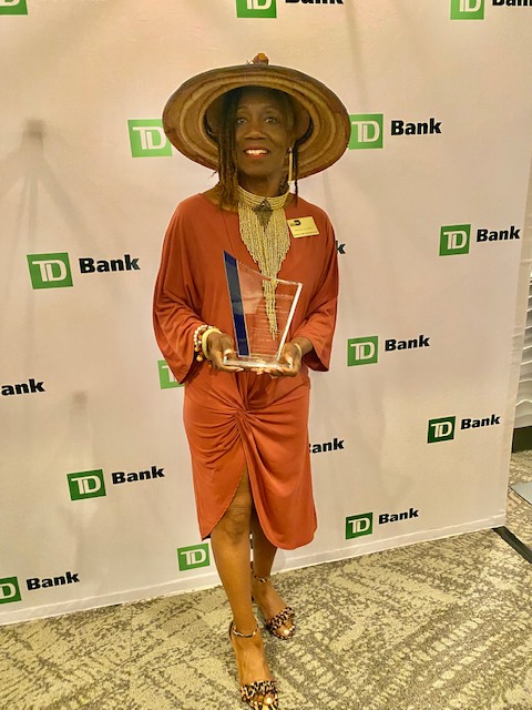 DamesPriscilla's tweet photo. I accepted the The Organization of the Year Award for the Miami-Dade Black Affairs Advisory Board presented by ICABA. Thank you Jerome Hutchinson. Congratulations to other honorees, Comcast, National  Sales Network, T. Leroy Jefferson, Health Foundation and the Knight Foundation. https://t.co/Odwx89iTS6