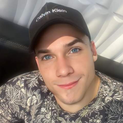 Alex69224583's tweet photo. #NuevaFotoDePerfil https://t.co/E8gzKR65B1