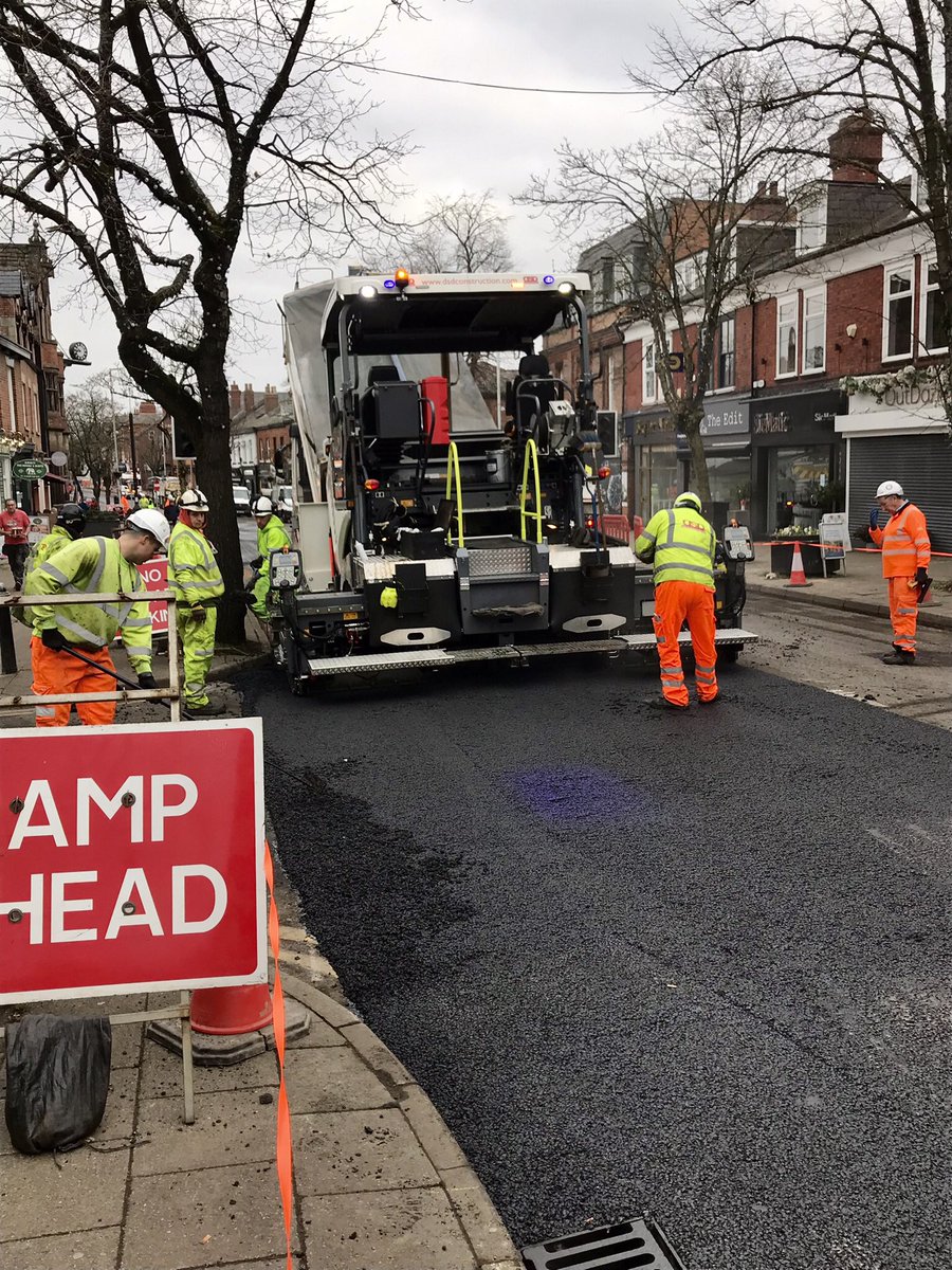 Craig_9320's tweet photo. It is said that every picture tells a story…and what a difference a year makes! London Rd #AlderleyEdge 2023 vs 2022.
#CllrCraigBrowne #PeopleBeforeParty #VoteIndependent #AlderleyEdgeFirst https://t.co/8hH6ChiDrf