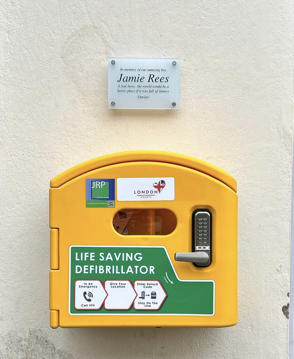 m155moneypenny's tweet photo. @OurJay25 installed our 48th accessible defibrillator today, right in the centre of Leamington Spa. We are so proud of our Jamie and the changes he is making to towns in the Midlands. We fight on, he should still be here with us, we miss him so much, Our Hero π #ourjay #defibs https://t.co/ivTlREpoqb