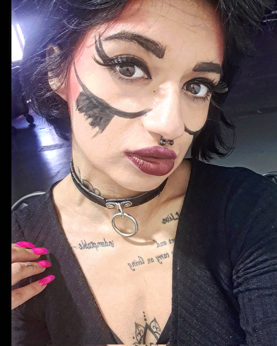 @CandyScottX on Twitter: "Incredible @erotickyveletrh for the incredible team of