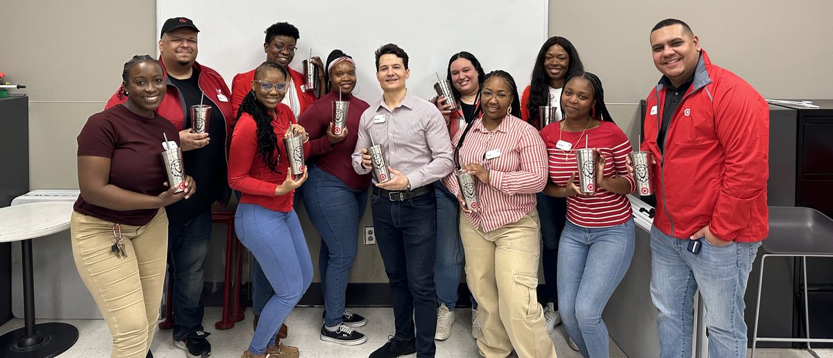 Q2 kickoff 🎯 Thank You Shanaya for making us personalized cups 🫶🏻