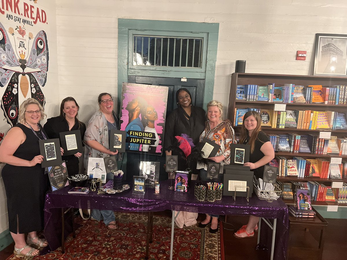 stephbville's tweet photo. Had THE BEST time w @TheeKelisRowe at the Vintage Bookstore & Wine Bar channeling my inner poet and creating some blackout poetry! This gal is 🙌🏼, y’all!! Can’t wait to read #FindingJupiter. 💜🖤 #txla23 https://t.co/o3Qs8Tkx3R
