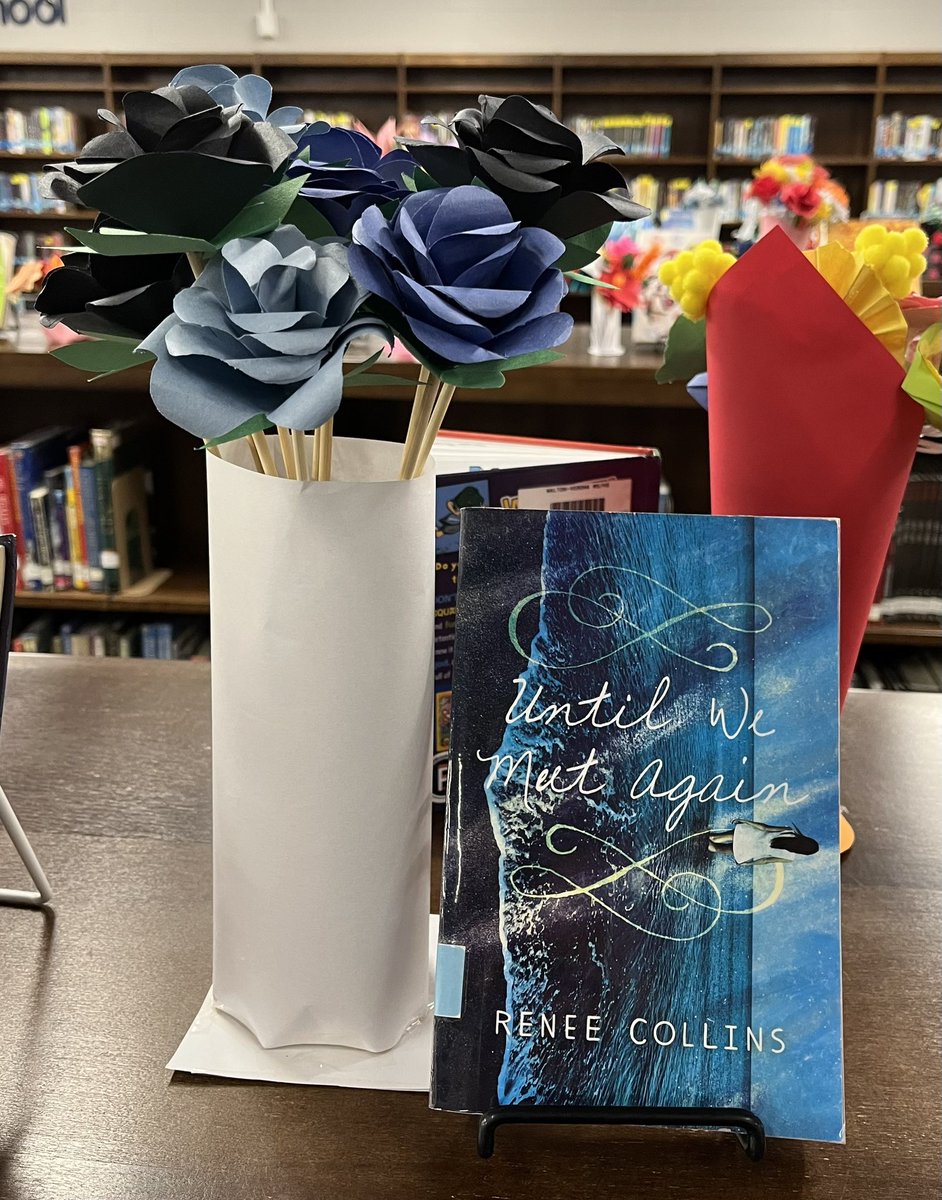 WVReads's tweet photo. Spring has sprung in the LMC! Love these paper flower creations by the Floral Design class ❤️🌸📘 https://t.co/eVASXtBZL2