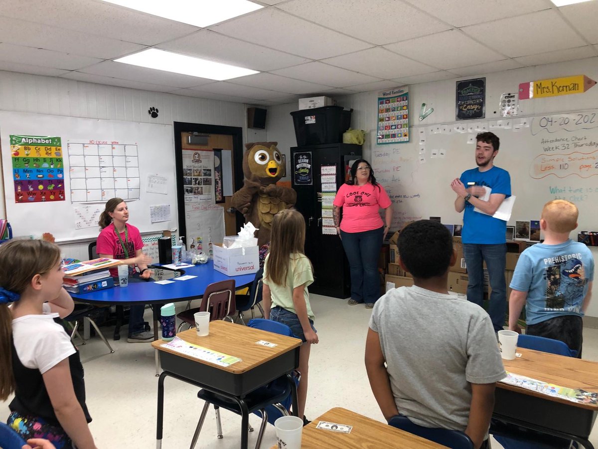 BelgradeStBank's tweet photo. Thank you for having us yesterday Richwoods Elementary! 😊
We had so much fun! 💙💛

We loved teaching you all about SPENDING, SAVING, &amp; SHARING! 💵
WISE MONEY MANAGEMENT! 💰

@mobankers @ABABankers
#TeachChildrenToSave #FinancialLiteracyMonth #TCTS #TheOtherLiteracy #CoolOwlKids https://t.co/XPmpDftRQ3