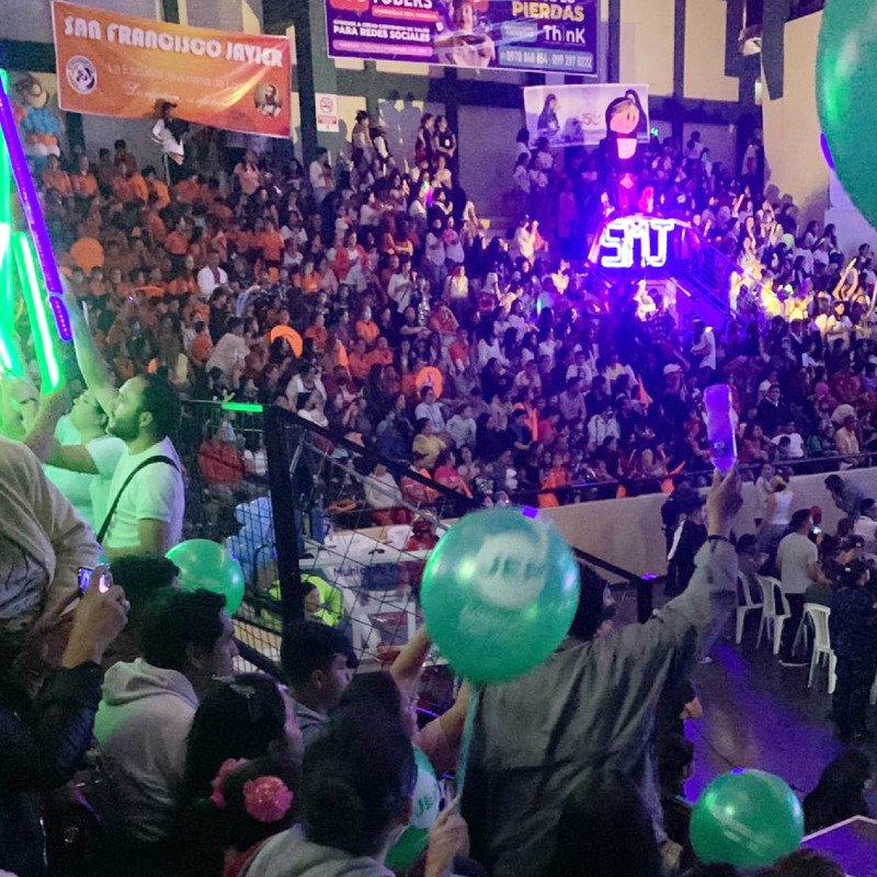 CooperativaJEP's tweet photo. 🤓 Fuimos parte de la "Semana del Estudiante" organizada por el #CASMUL, para apoyar el talento de la niñez y juventud lojana. 🎨 ¡#CoopJEP 100% Ecuatoriana, 100% Cooperativa! 💚