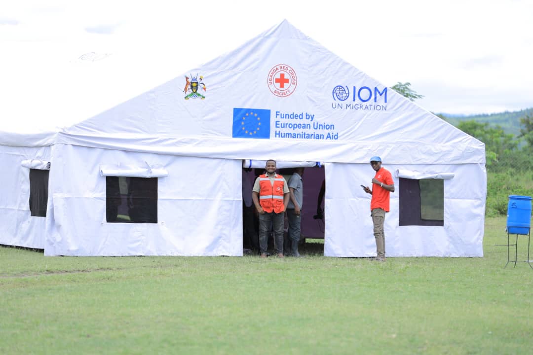 UgandaRedCross's tweet photo. "Special thanks to @KaseseUg @IOM_Uganda @EUinUG @eu_echo for supporting our anticipatory shelter and cash for work simulation exercise in Kasese, which is part of our early warning &amp; preparedness activities at community level." @DrBrianBilalK 

URCD - Director Disaster Risk Mngt https://t.co/KzrICZvPsz