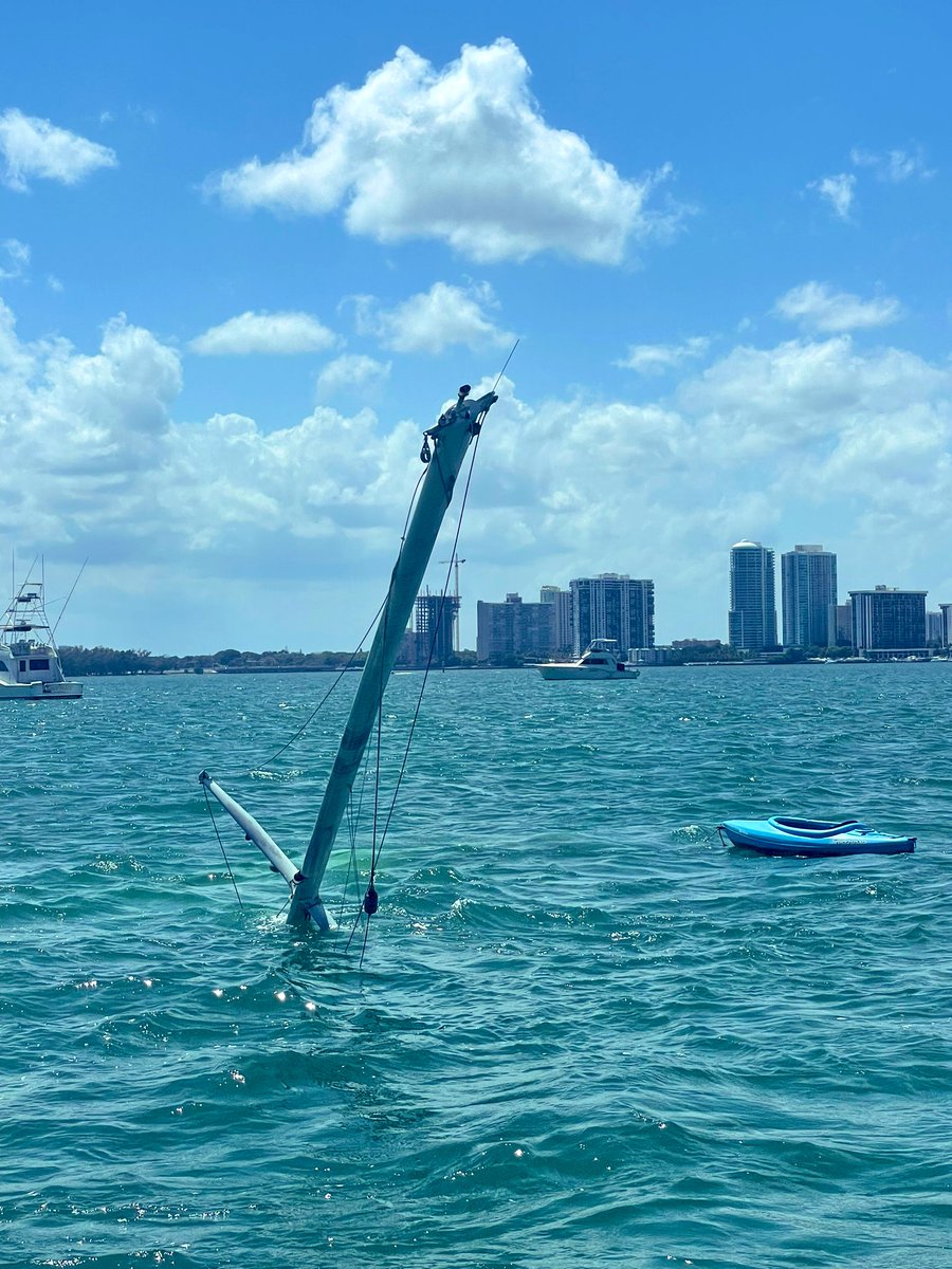 MPDMarinePatrol's tweet photo. Another four derelict vessels located in the @CityofMiami #DinnerKey and #MiamiMarineStadium . These vessels are not only navigational hazards but they’re also destroying seagrass and coral reefs. If you see a derelict vessel please call us at (305) 603-6390. 🐠⛵️🌊 https://t.co/vCocNUBcJI