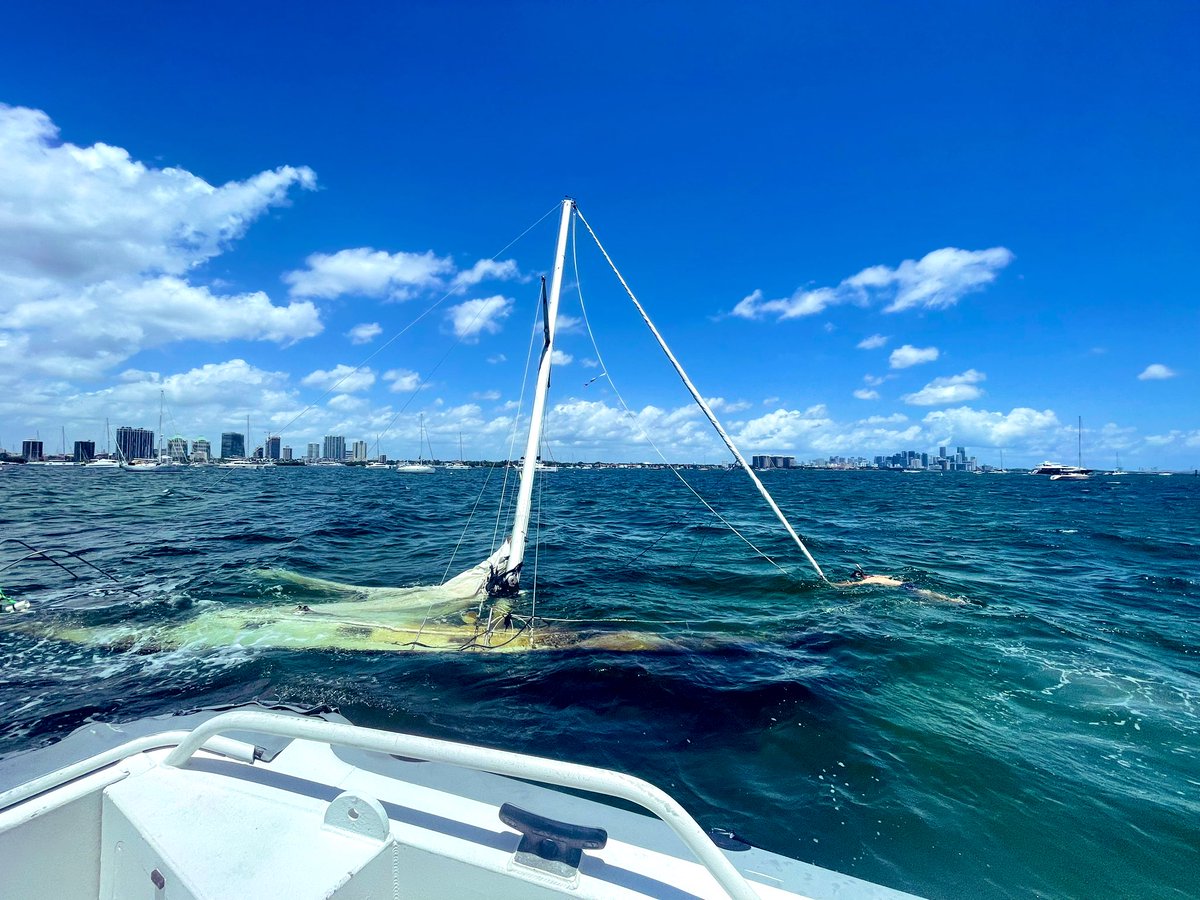 MPDMarinePatrol's tweet photo. Another four derelict vessels located in the @CityofMiami #DinnerKey and #MiamiMarineStadium . These vessels are not only navigational hazards but they’re also destroying seagrass and coral reefs. If you see a derelict vessel please call us at (305) 603-6390. 🐠⛵️🌊 https://t.co/vCocNUBcJI