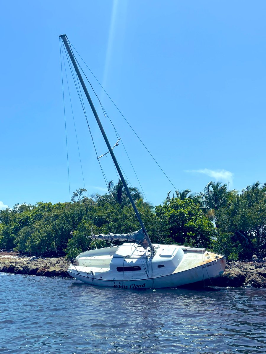 MPDMarinePatrol's tweet photo. Another four derelict vessels located in the @CityofMiami #DinnerKey and #MiamiMarineStadium . These vessels are not only navigational hazards but they’re also destroying seagrass and coral reefs. If you see a derelict vessel please call us at (305) 603-6390. 🐠⛵️🌊 https://t.co/vCocNUBcJI