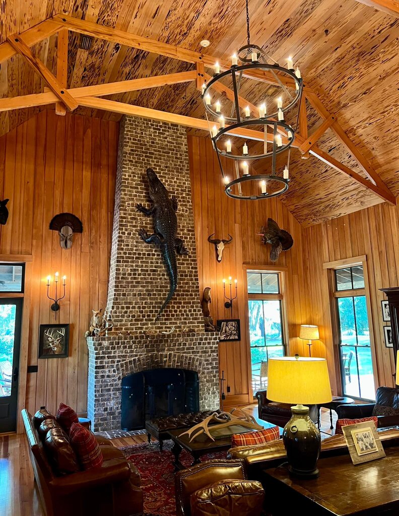 Spent a few days this week with some of our Atlantic Coast team in coastal southeast Georgia for a client event. I was able to chase some gobbling turkeys (unsuccessfully), found a matching pair of antlers in the process, and enjoyed several venues with … instagr.am/p/CrTPdR9s9Q9/