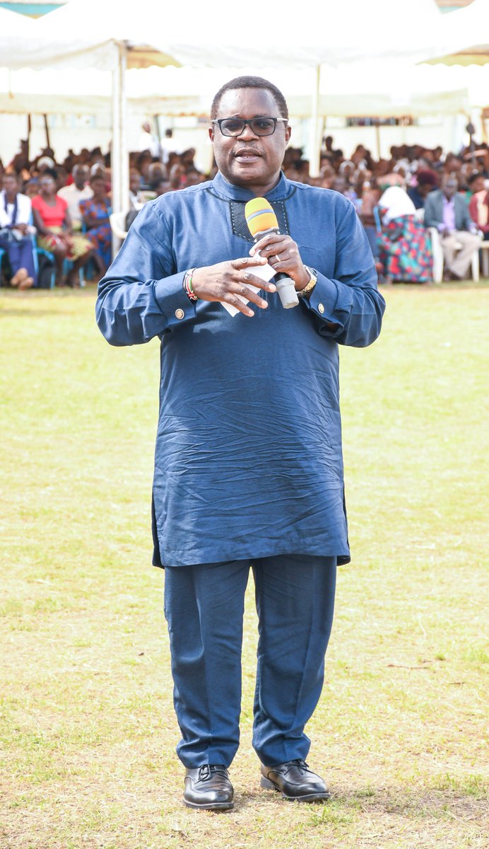 Joined Speaker of the National Assembly @HonWetangula , Bungoma MPs and other political leaders at Chebukaka Girls High school for a fund drive towards the completion of the Institution's academic complex. @HonMajimbo @WalukeHon