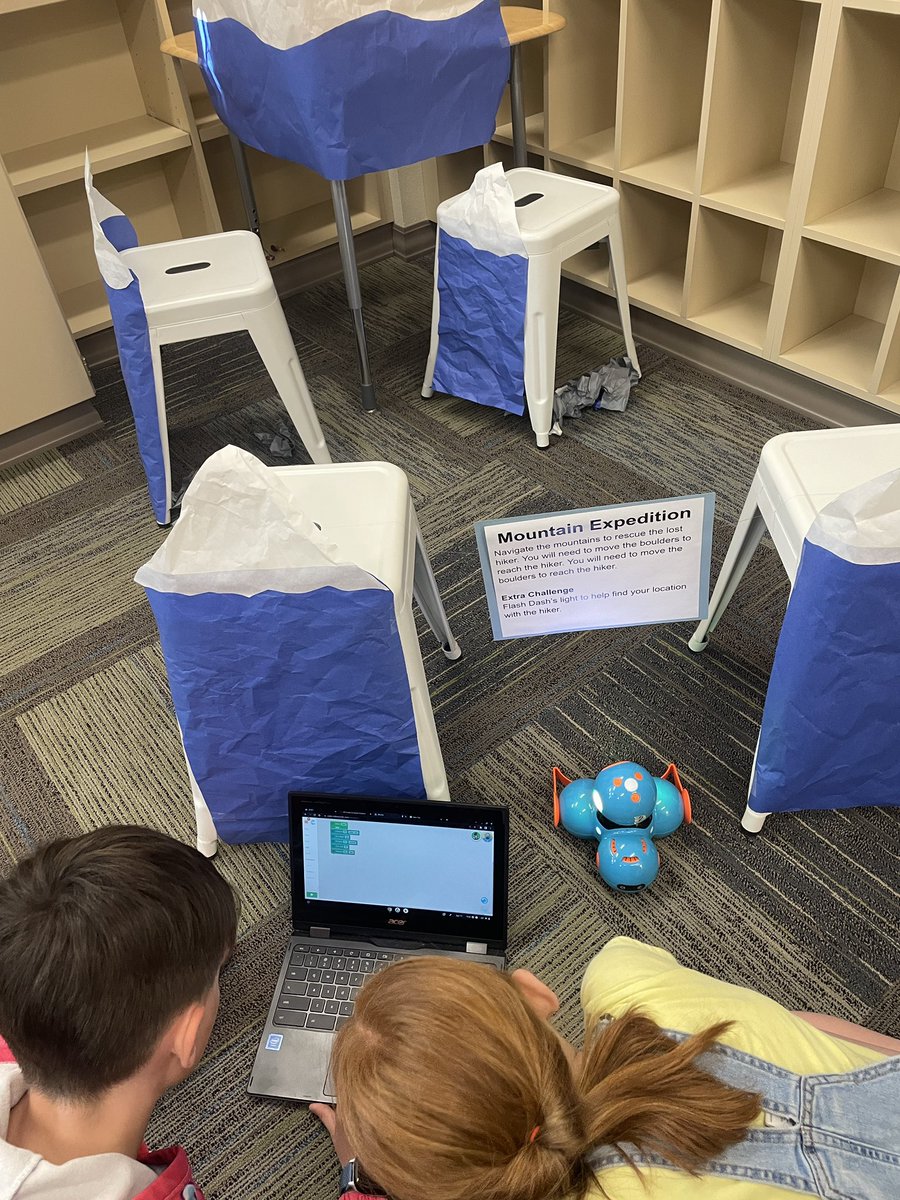 Julie Snyder tweet media