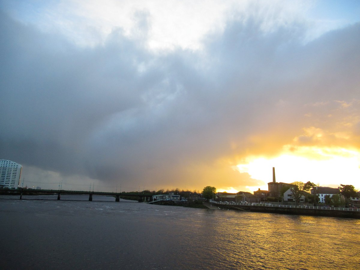 #Limerick #RiverShannon