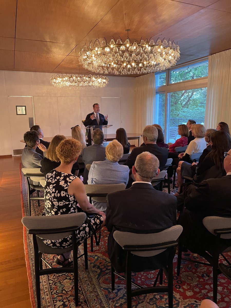 DenmarkinUSA's tweet photo. Last night we invited our American colleagues to the Danish Residence for an interesting talk about the creation of the Danish hit TV-show "Borgen" with creator and writer @AdamPriceDK. Earlier today @DKambUSA and Adam met with @SenAmyKlobuchar who is a huge fan of "Borgen" https://t.co/lvBGPvJsWr