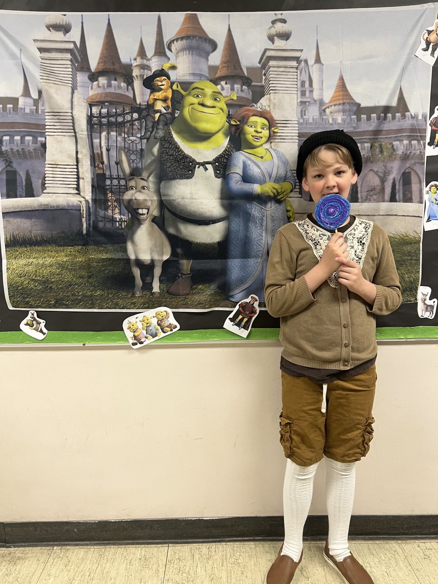 MrsReich45's tweet photo. Fun and lots of learning on Shrek Day! https://t.co/HSW84iW4s9