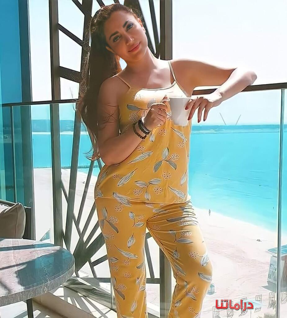 إطلالة لفنانة #نسرين_طافش ❤

#دراماتنا