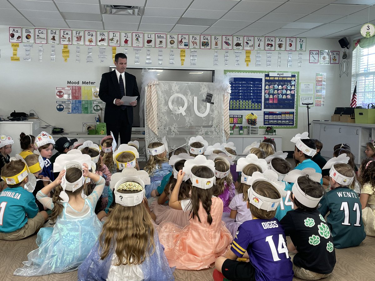 Pine Crest Lower School tweet media