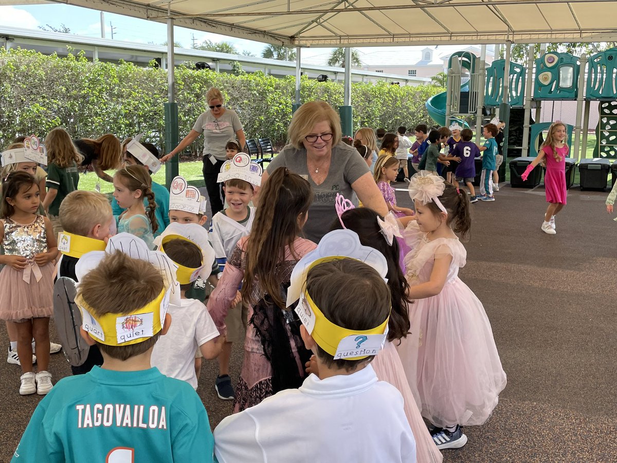 Pine Crest Lower School tweet media