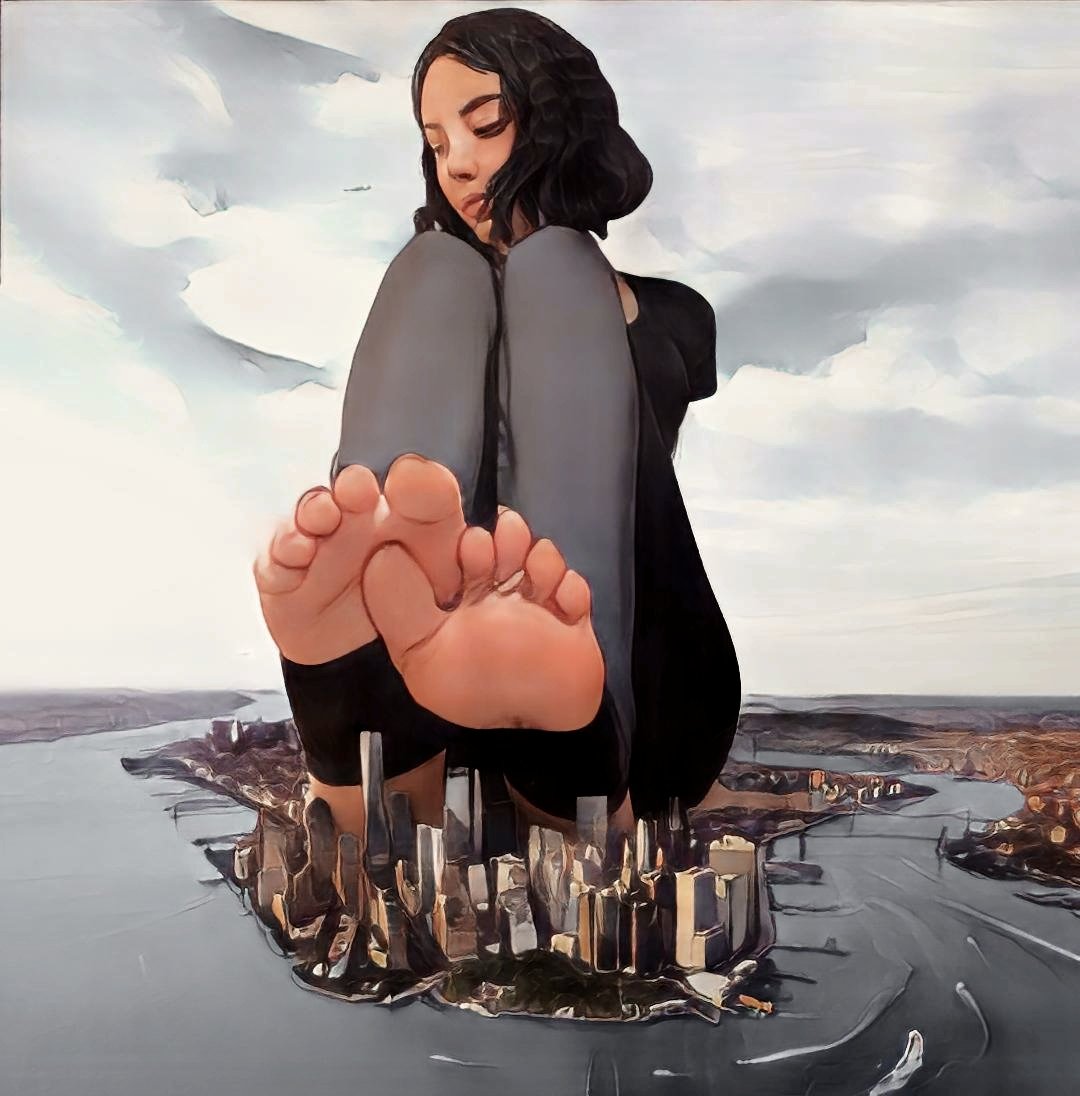 Deviantart Giantess City