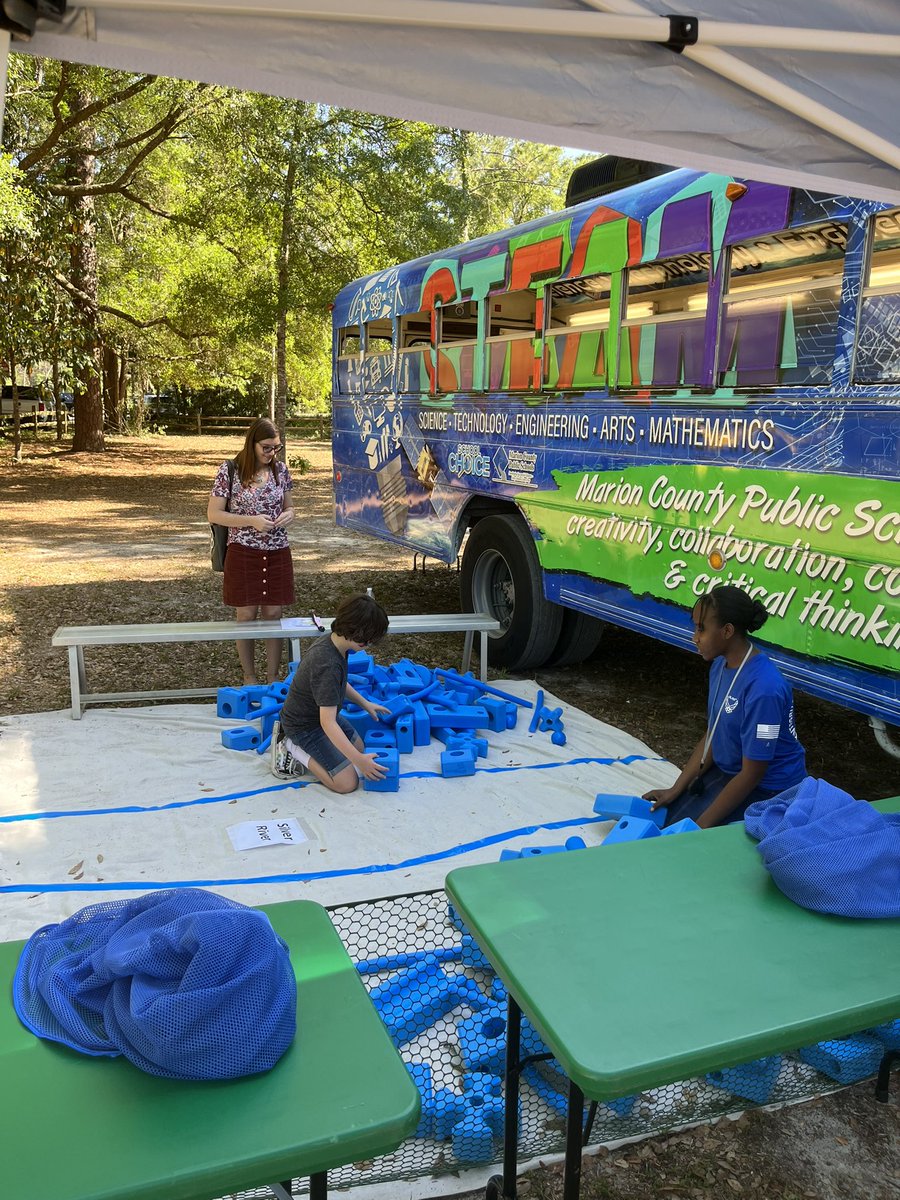 JenJT33's tweet image. Over 20 hands-on activities were available for Ss to engage with at the Elementary STEAM Showcase. The Silver River Museum and Elementary teams did an amazing job of organizing a great event for our students. @MCPS_choice