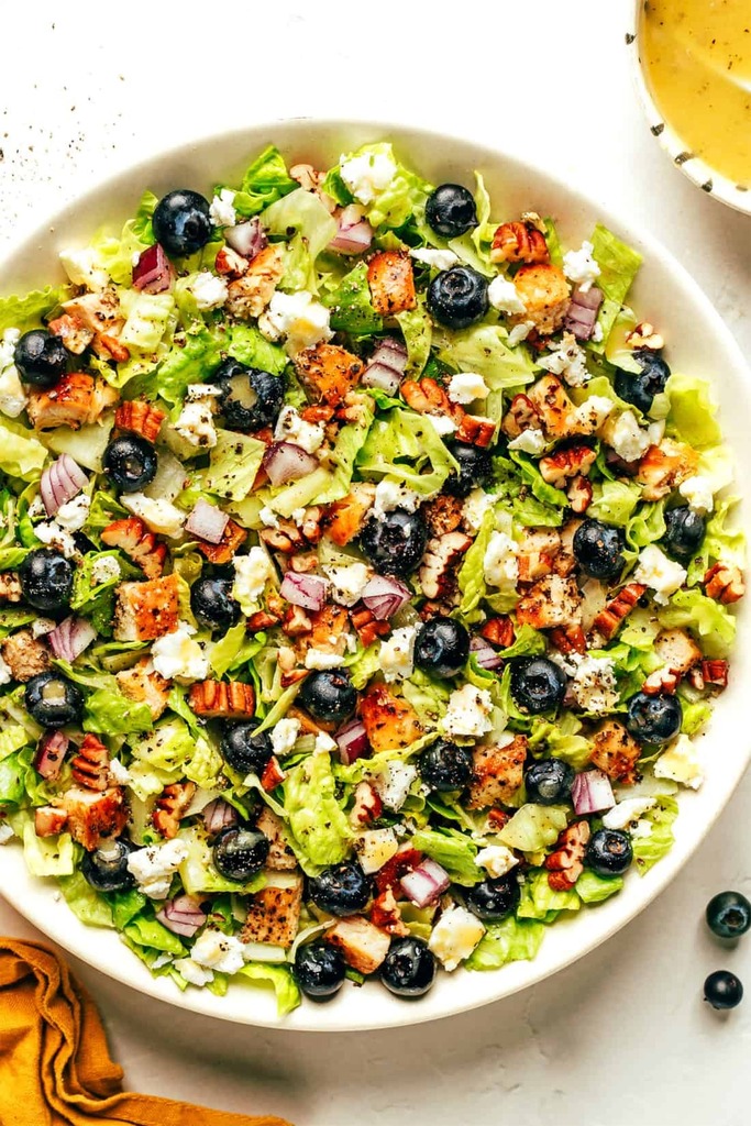 foodrecipevid's tweet photo. Blueberry Chicken Chopped Salad

#foodie #foodphotography #foodstagram #foodlover

#recipeofthedaye #recipeshare #recipeshare #recipeideas #cookingwithlove #cookingathome #cookingtips #cookingvideos

#foodie #foodphotography #foodstagram #foodlover
#recipeofthedaye #recipeshare… https://t.co/kcy34Vfmui