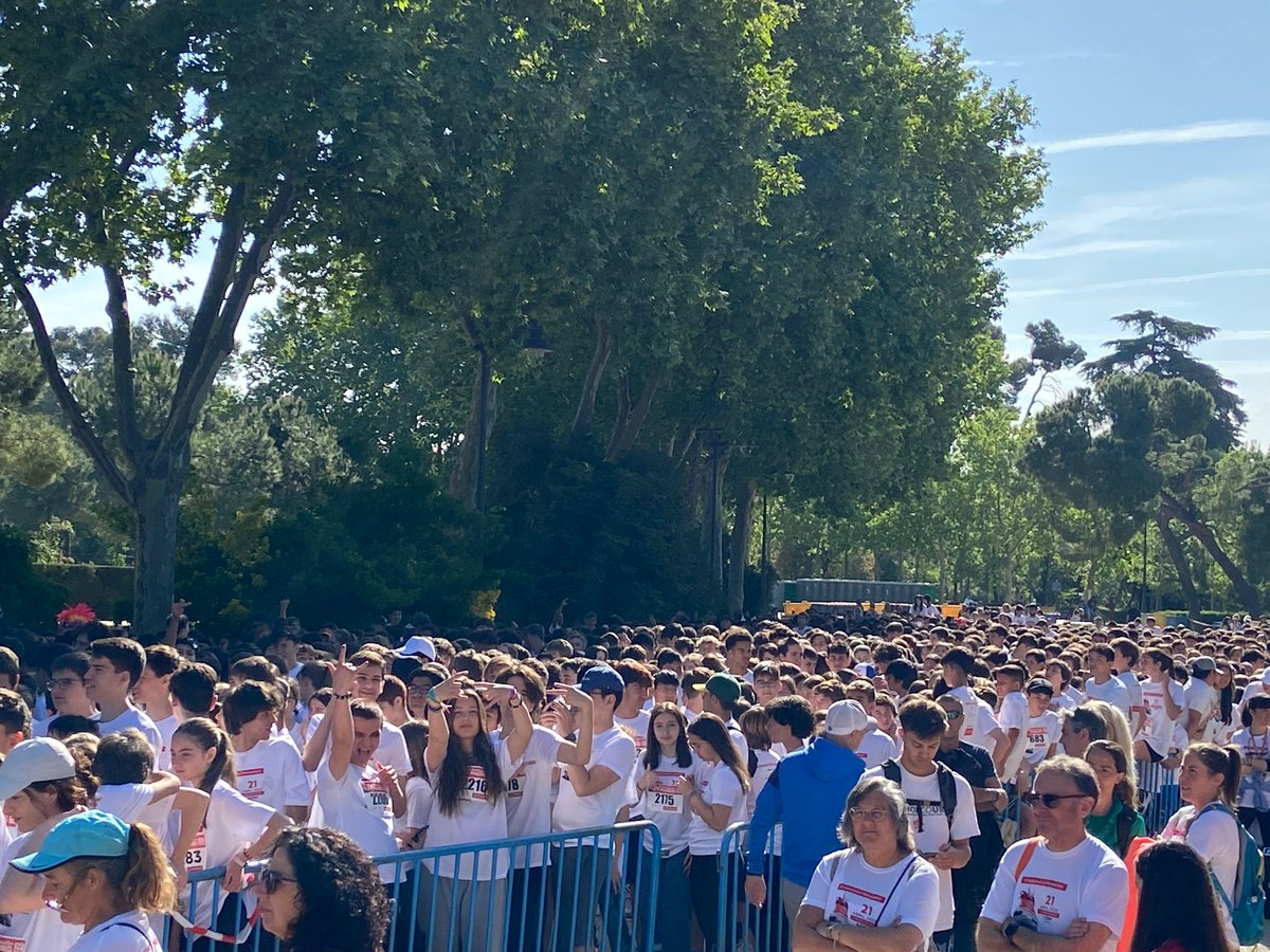¡Nuestros alumnos de 1° de #Bachillerato difrutaron como nunca en la IV #MinimaratónMadrid23! 😁🏃‍♂️🏃‍♀️☀ 🌲🌳 #salud #deporte #compañerismo <a href="/minimaratonmad/">MiniMaratón Madrid</a>
@FundCreate

#Colegios #Educación #Padres
#WeAreTrinityCollege 🦁