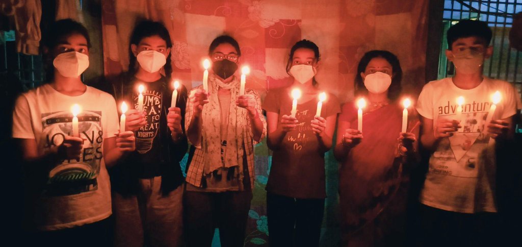 postpone_neetug's tweet photo. Dear @PMOIndia ,
Students spend the prime time of their life in understanding science &amp; life. Policy makers must work to enkindle and facilitate growth when such requests are made. India's future lies on their shoulders. 🙏

#PostponeNEETUG | #NEETUG | 
#NamoJiHelpNeetUG2023 https://t.co/BtdTobvmsV