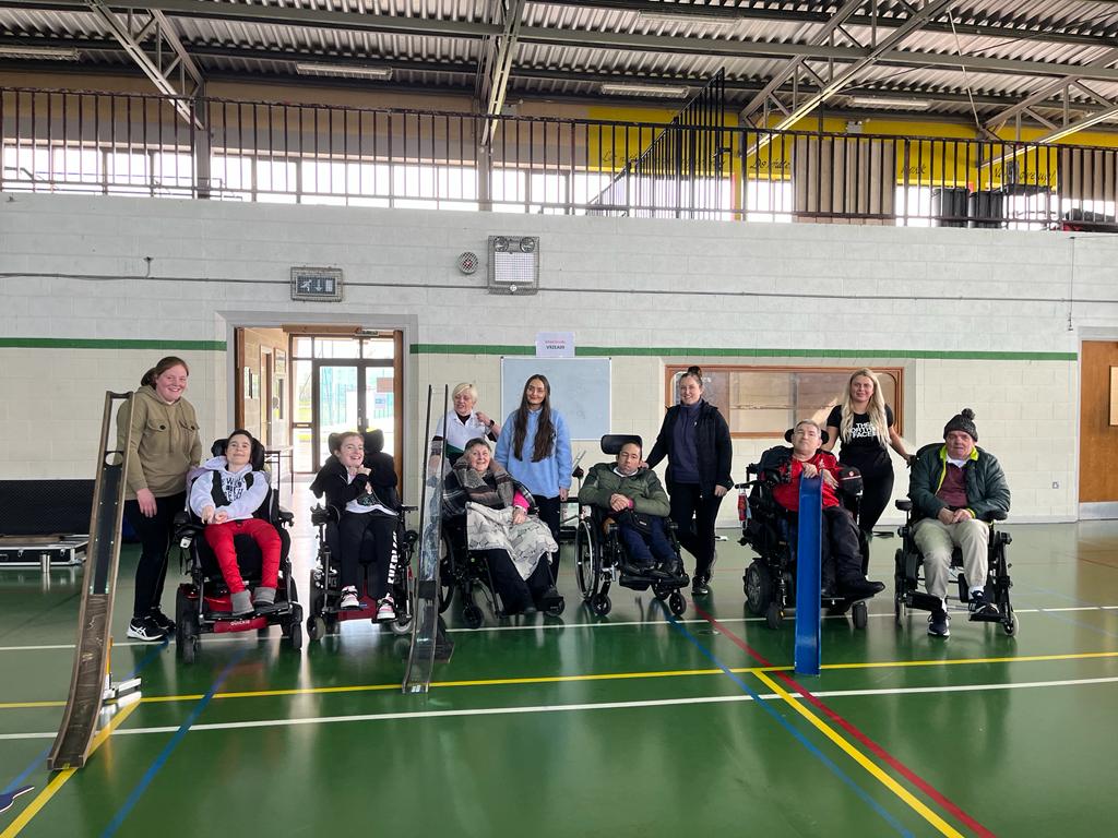 IrishBoccia's tweet photo. Denise Bermingham brought boccia to Tralee recently #bringingbocciaaroundireland
@ParalympicsIRE @DeniseBermingh2 @deniese_o @DenisMToomey @padraicsboccia @littlemssportie @Padjoe92 https://t.co/qewxdsngl0