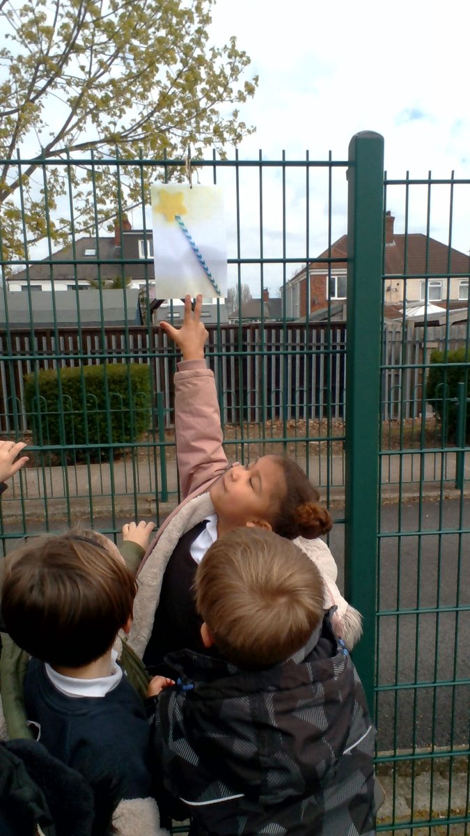 BPSHull's tweet photo. 1MH began their week hunting for the witch's lost items from the story 'Room on the Broom'. They found a hat, a bow, a wand, and a broom snapped in two! #BPSWriting https://t.co/Bk6nbH3AQ5