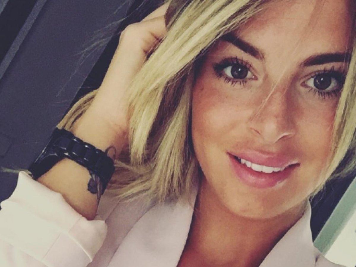 meltySS9's tweet photo. Emilie Fiorelli fait de grosses révélations sur son couple et Rémi ! https://t.co/b4ZgaRtaoC via @melty_fr https://t.co/l6y7Eo2NTL