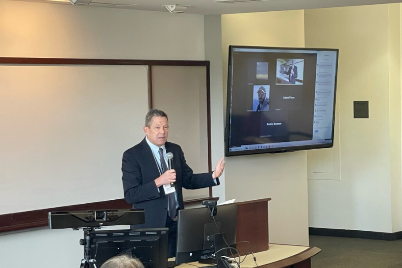 Project Reporter Elizabeth Scott @ColumbiaLaw and Chief Judge Sutton of the 6th Circuit introduce the Restatement during the @UChicagoLaw Children and the Law Symposium.